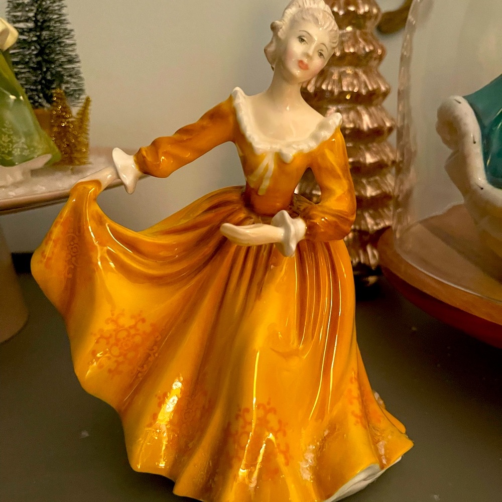 Royal Doulton Vintage “Kirsty” HN 2381 Bone China Hand Painted Figure